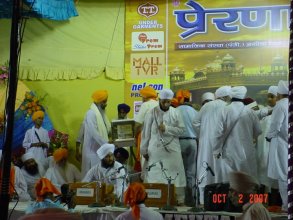 Prerna 2007, Jathedar Tarlochan Singh being honored by pro-RSS members