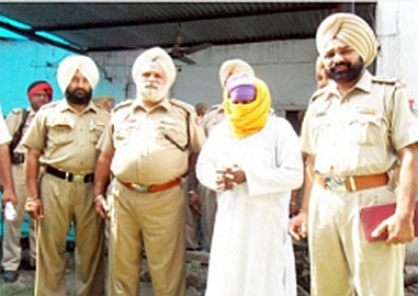 The aprehended suspect was identified as 'Tarsem' by Batala Police